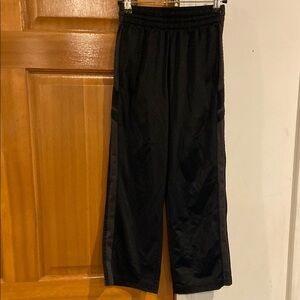 EUC! Boys size 8, Tek Gear Kids Black Athletic Sweatpants!